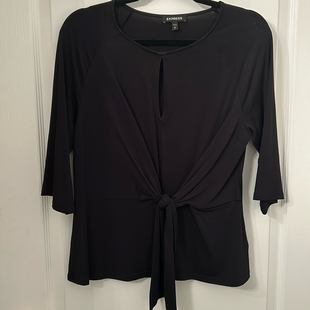 Black Tie Key Hole Top